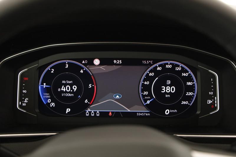 VW Passat Variant Business TDI DSG