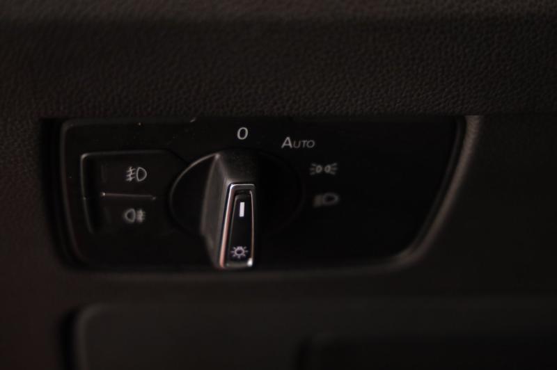 VW Passat Variant Business TDI DSG