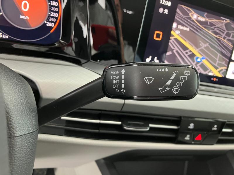 VW Golf Variant Life TDI DSG