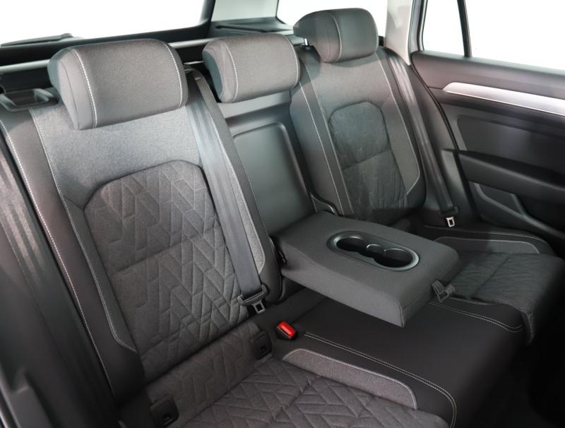 VW Passat Variant Business TDI