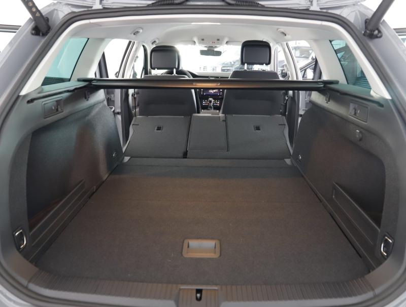 VW Passat Variant Business TDI