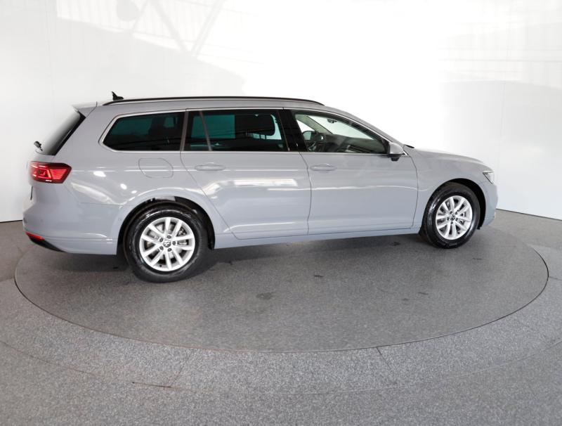 VW Passat Variant Business TDI