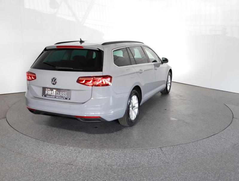 VW Passat Variant Business TDI