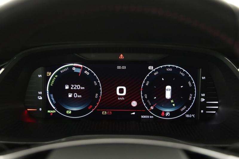 Škoda OCTAVIA Combi RS iV 245 DSG