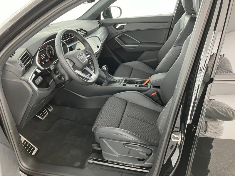 Audi Q3 Sportback 35 TDI admired