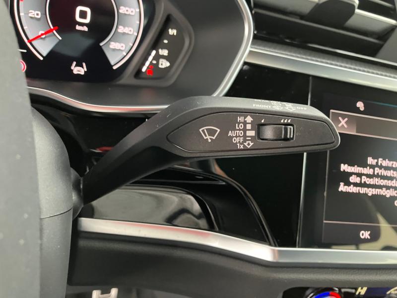 Audi Q3 Sportback 35 TDI admired