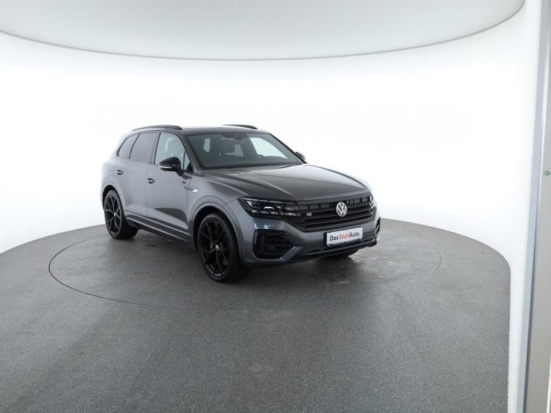 VW Touareg R eHybrid 4MOTION
