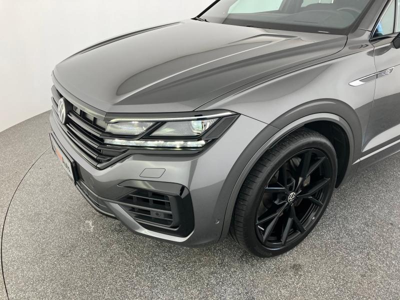 VW Touareg R eHybrid 4MOTION