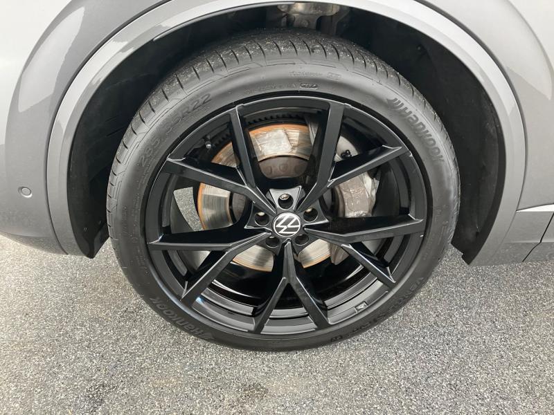 VW Touareg R eHybrid 4MOTION