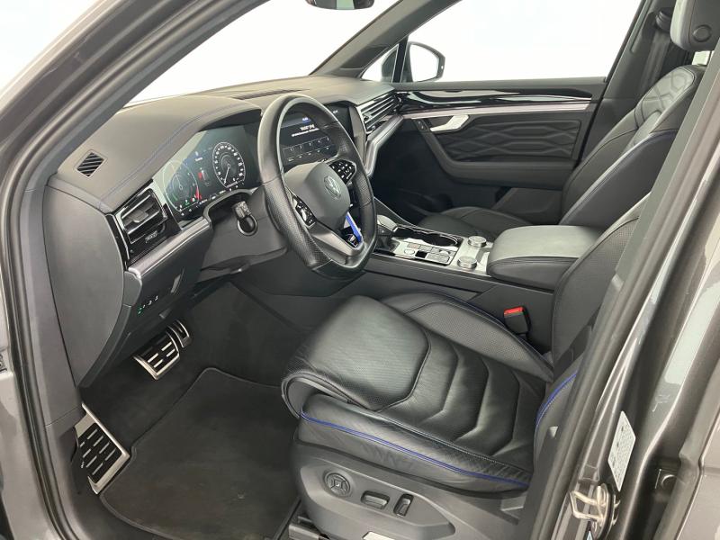 VW Touareg R eHybrid 4MOTION