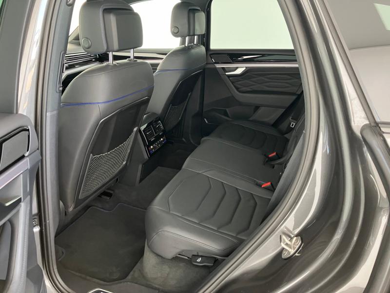 VW Touareg R eHybrid 4MOTION