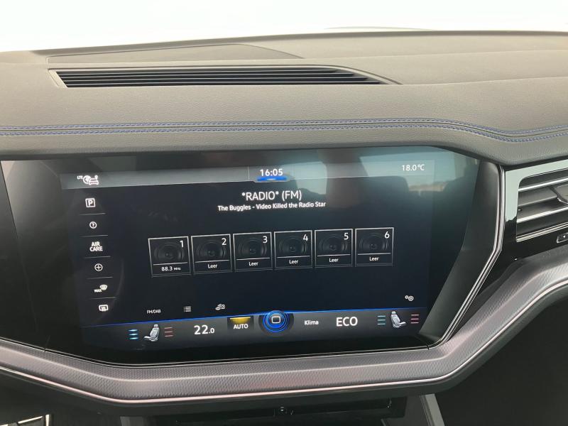 VW Touareg R eHybrid 4MOTION