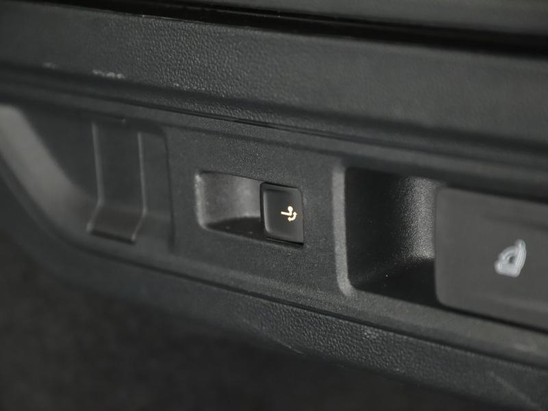 VW Passat Variant Business TDI SCR DSG