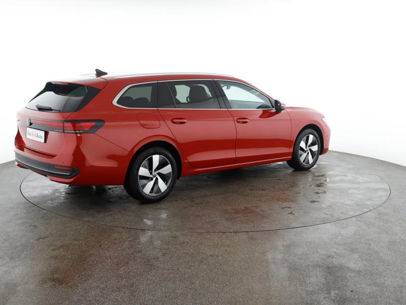 VW Passat Variant Elegance TDI DSG