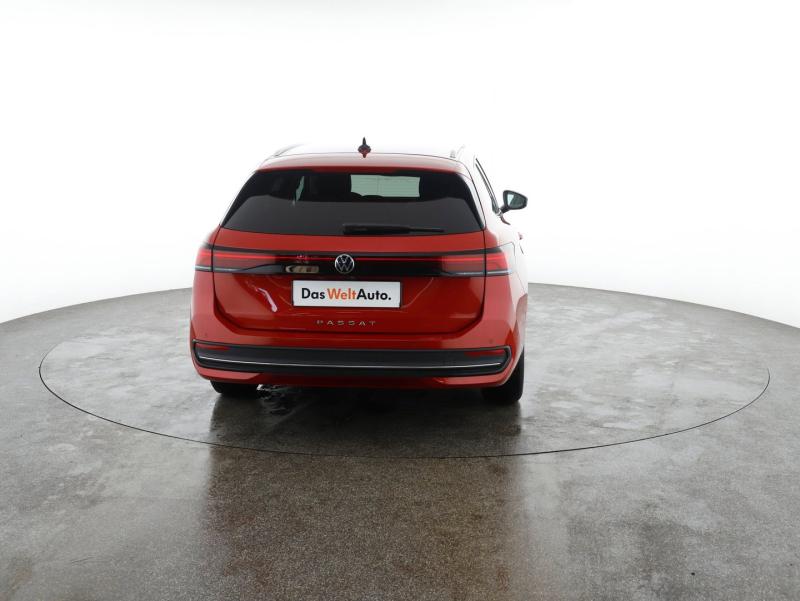 VW Passat Variant Elegance TDI DSG
