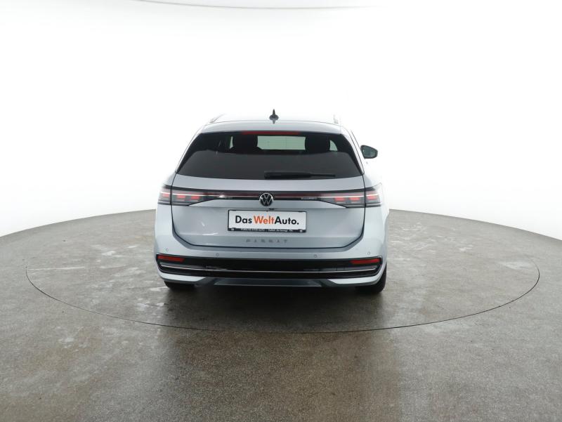 VW Passat Variant Elegance TDI DSG