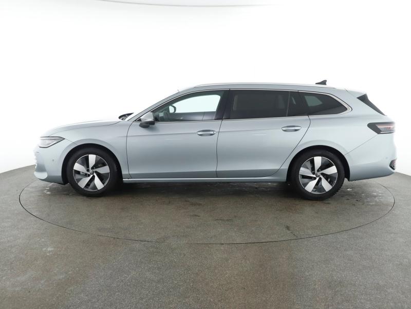 VW Passat Variant Elegance TDI DSG