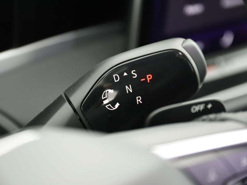 VW Passat Variant Elegance TDI DSG
