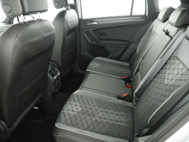 VW Tiguan R-Line TDI DSG