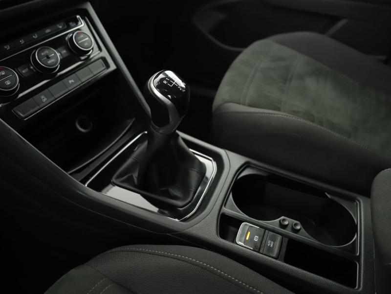 VW Touran Highline TDI SCR 5-Sitzer