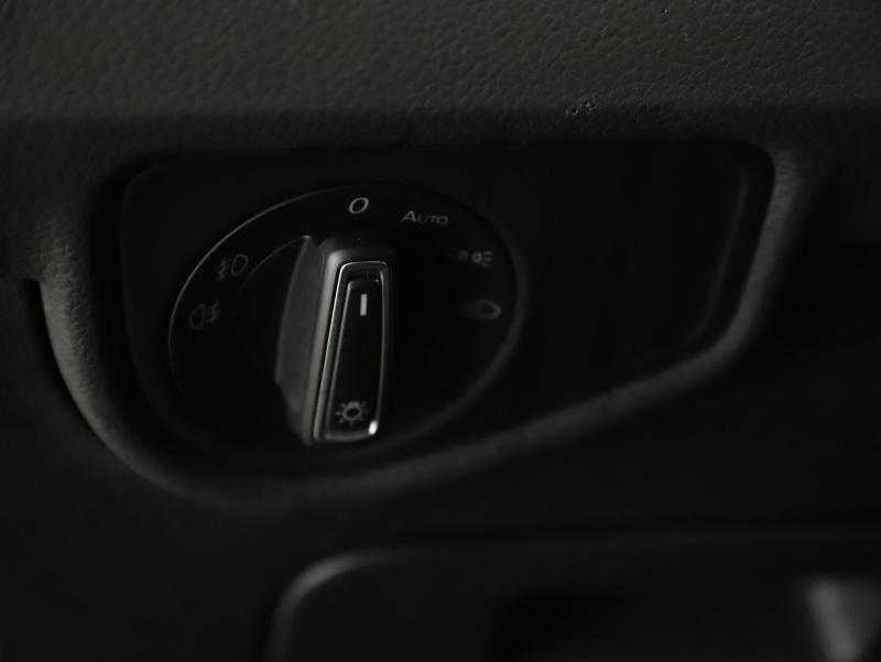 VW Touran Highline TDI SCR 5-Sitzer