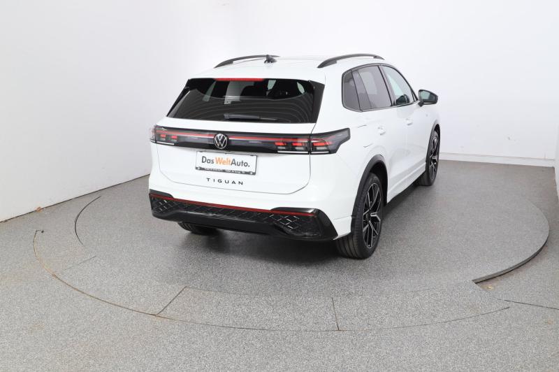 VW Tiguan Sport TDI DSG