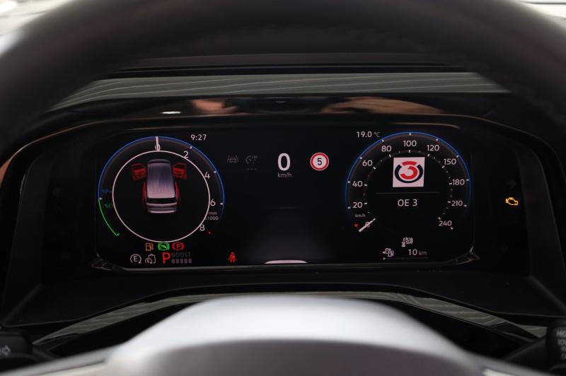 VW Multivan Business eHybrid 180 kW 4MOTION