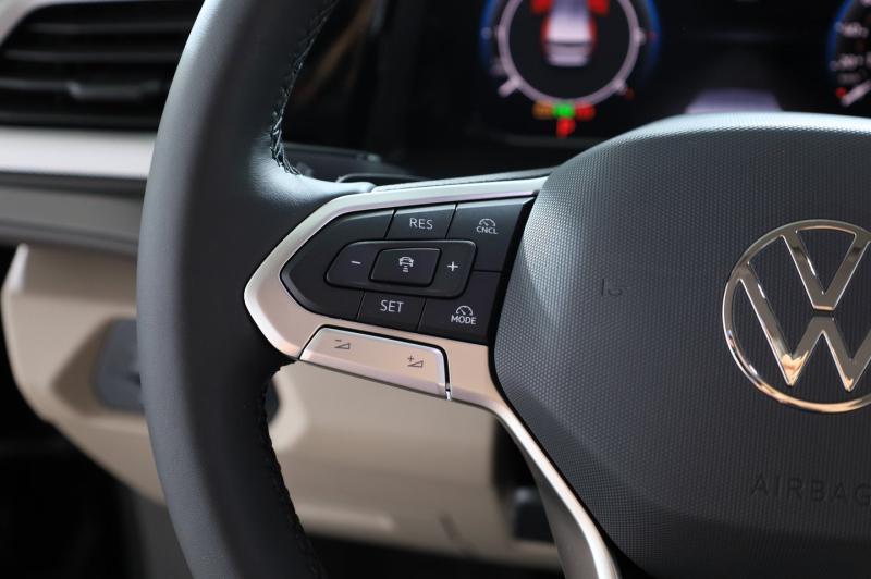 VW Multivan Business TDI