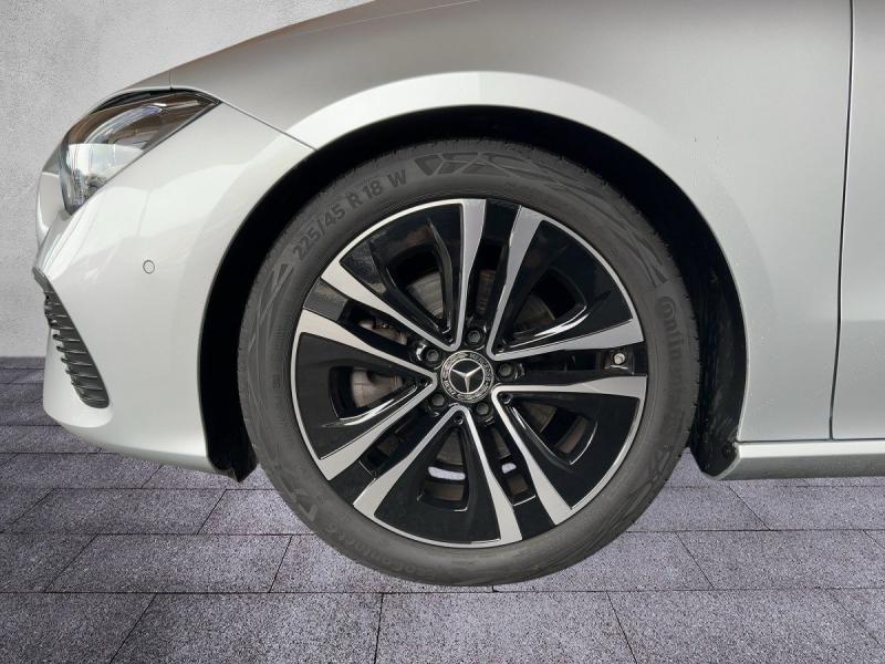 MERCEDES-BENZ CLA 180 SB NP. 51.618