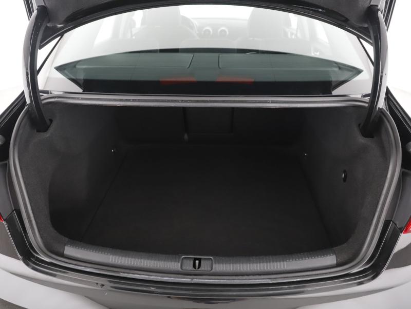 Audi A3 Lim. 2.0 TDI Sport
