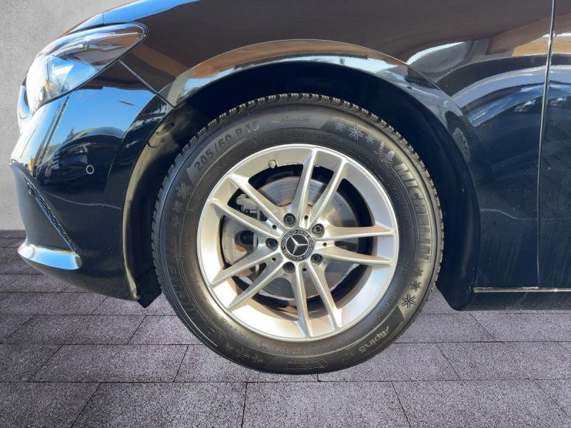 MERCEDES-BENZ B 180 d Style