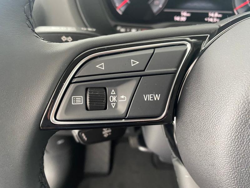 Audi Q2 30 TFSI admired