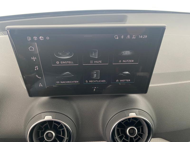 Audi Q2 30 TFSI admired