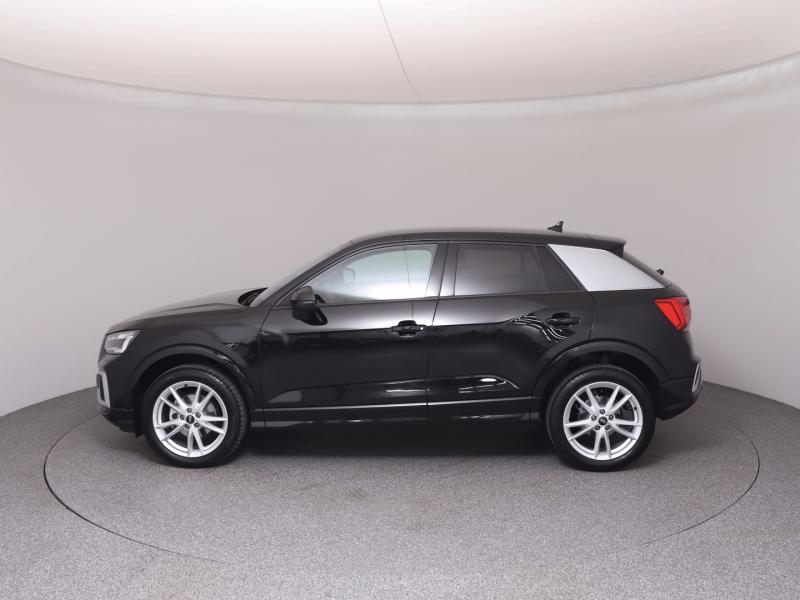 Audi Q2 30 TFSI admired