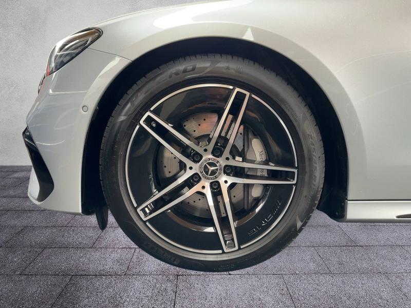 MERCEDES-BENZ E 300 de 4M Kombi *AMG-Line*