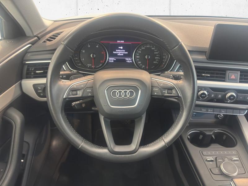 Audi A4 Avant 30 TDI