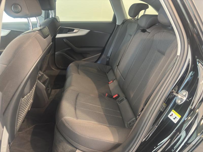 Audi A4 Avant 30 TDI