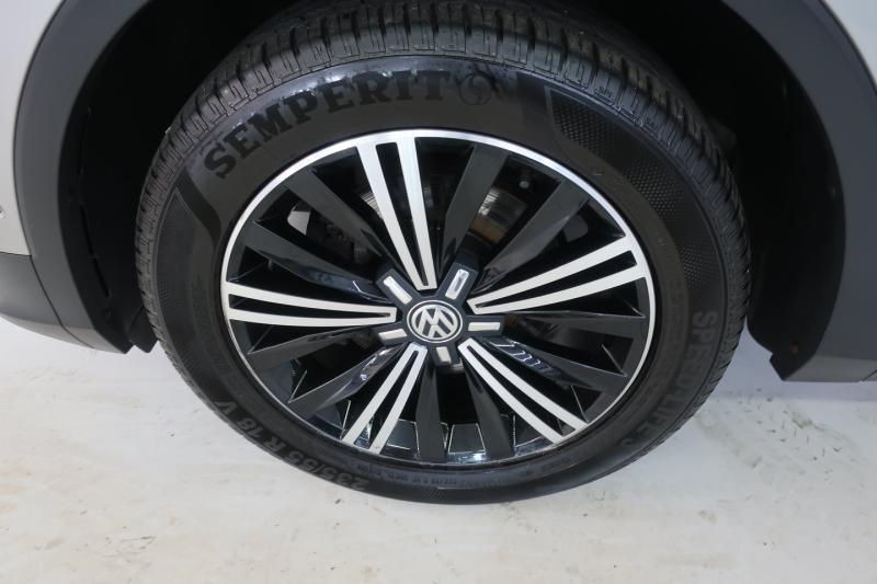 VW Tiguan Comfortline TDI SCR 4MOTION