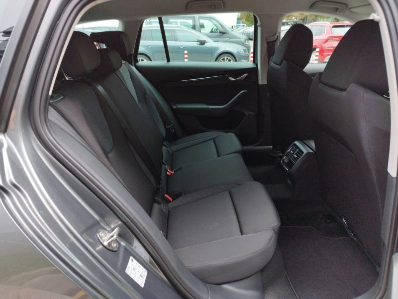 Škoda Octavia Combi Essence TSI