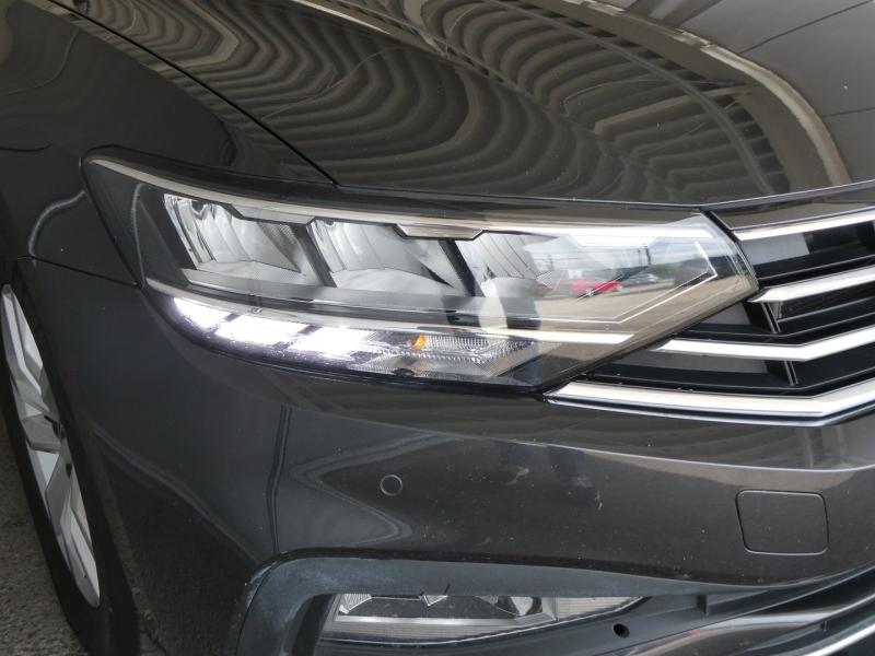 VW Passat Variant Business TDI SCR DSG