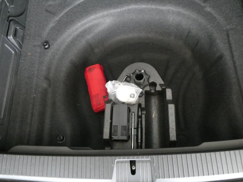 VW Passat Variant Business TDI SCR DSG