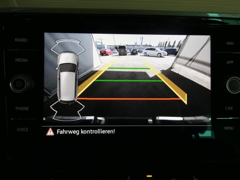 VW Passat Variant Business TDI SCR DSG