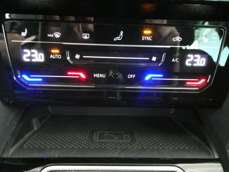 VW Passat Variant Business TDI SCR DSG