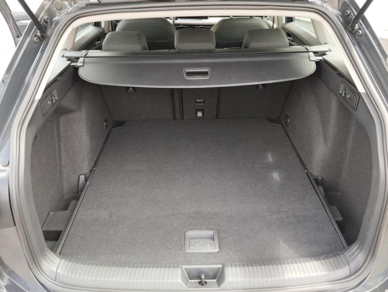 VW Golf Variant Life TSI