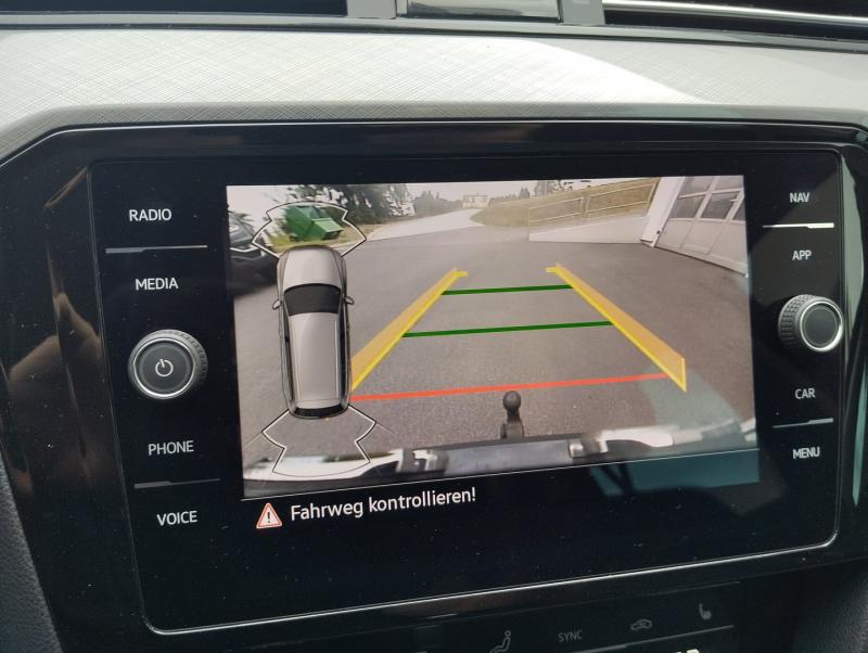 VW Passat Variant Business TDI DSG