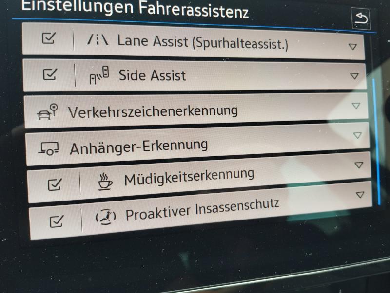 VW Passat Variant Business TDI DSG