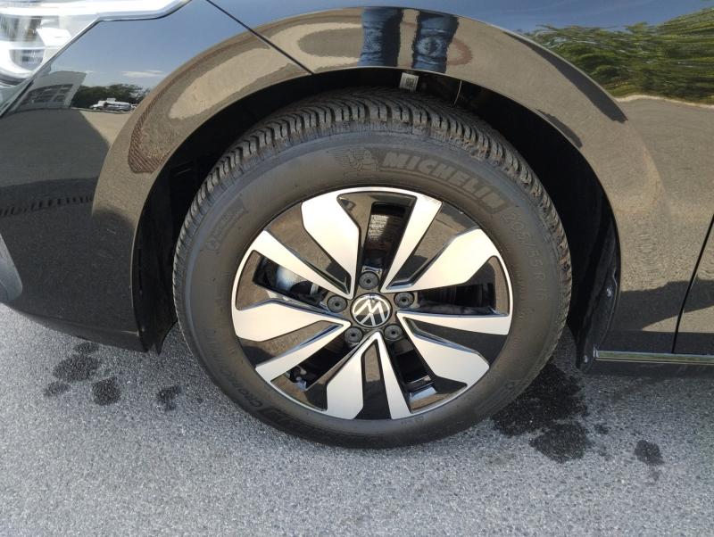 VW Golf Life TSI