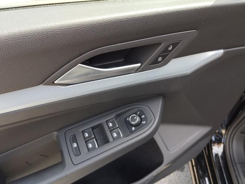 VW Golf Life TSI