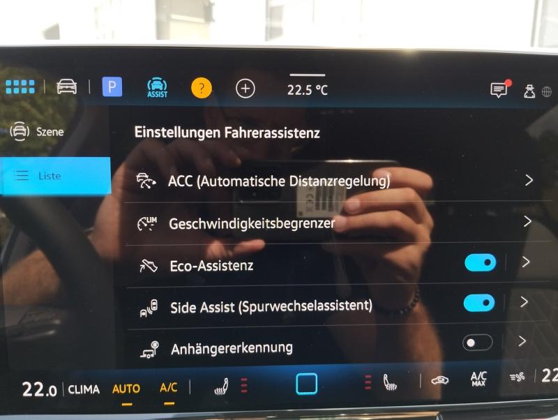 VW Golf Life TSI