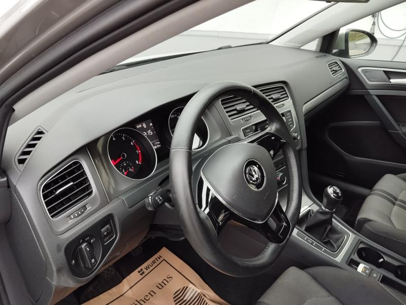 VW Golf Trendline BMT TSI